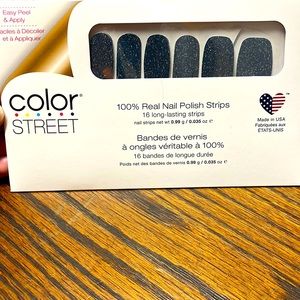 Color Street: Moon River, a dark glittery blue/gray